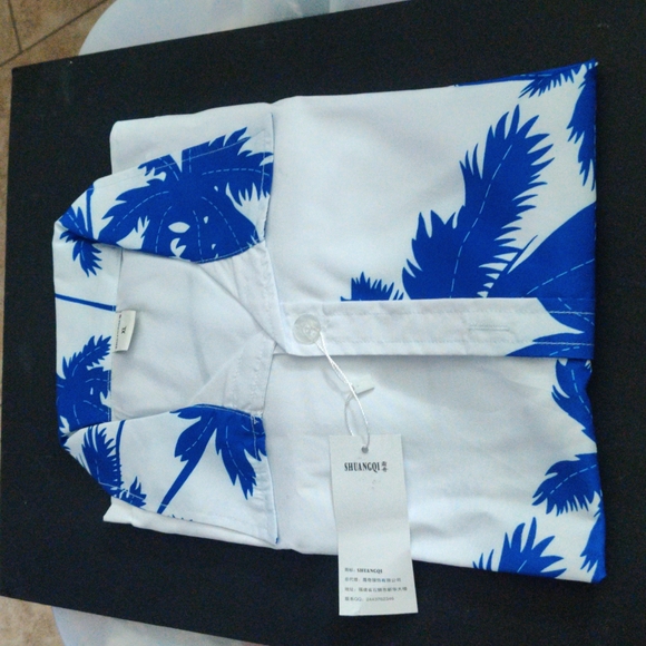 ✔️Mens Hawaiian Tropical Beach Short Sleeve - Picture 1 of 6